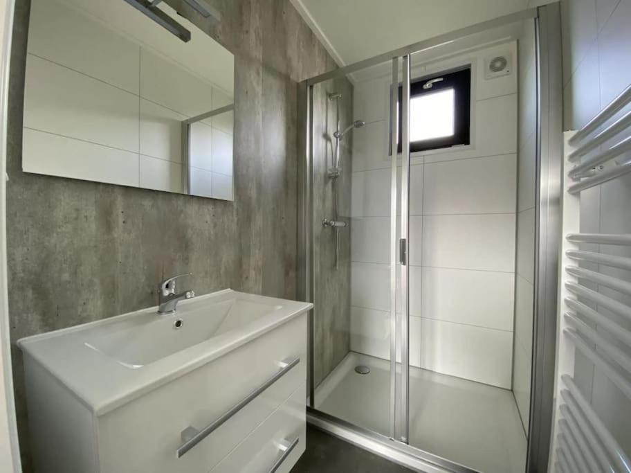 Tiny Vakantiehuis Aan Het Water Met Eigen Steiger En Airco Кампен Экстерьер фото